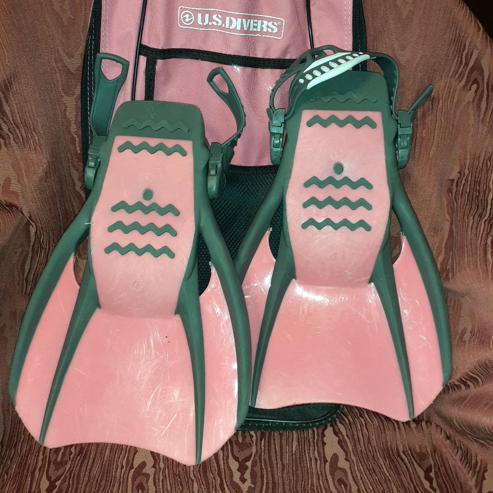 U.S. DIVERS JR. PINK SNORKEL SET SIZE 4-7  37-41